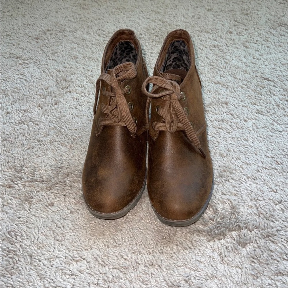 Bob’s wedge booties